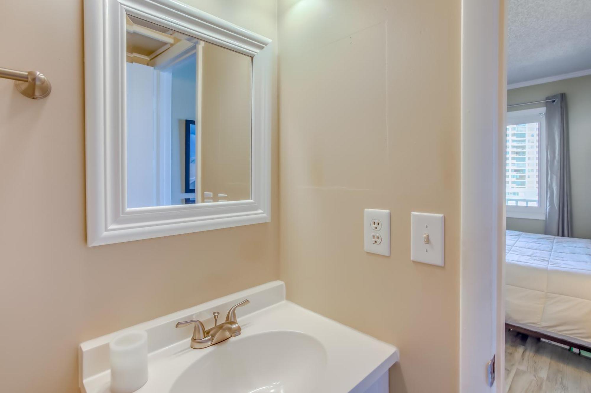 Myrtle Beach Condo - Steps To Ocean And Apache Pier! Екстериор снимка