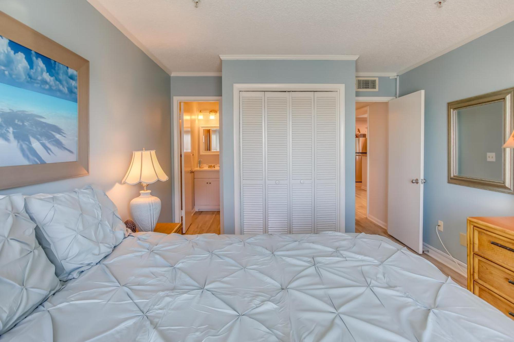 Myrtle Beach Condo - Steps To Ocean And Apache Pier! Екстериор снимка