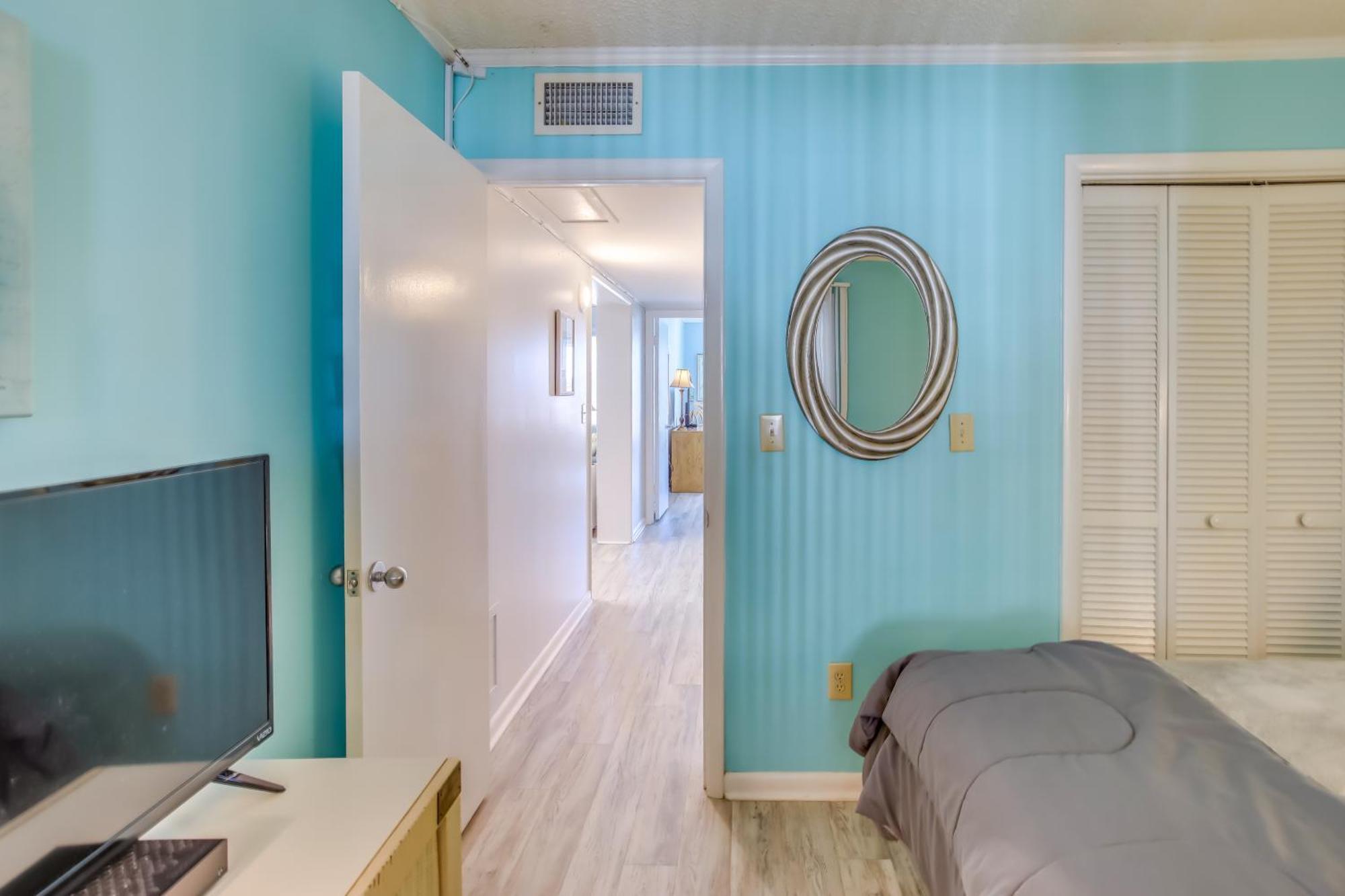 Myrtle Beach Condo - Steps To Ocean And Apache Pier! Екстериор снимка