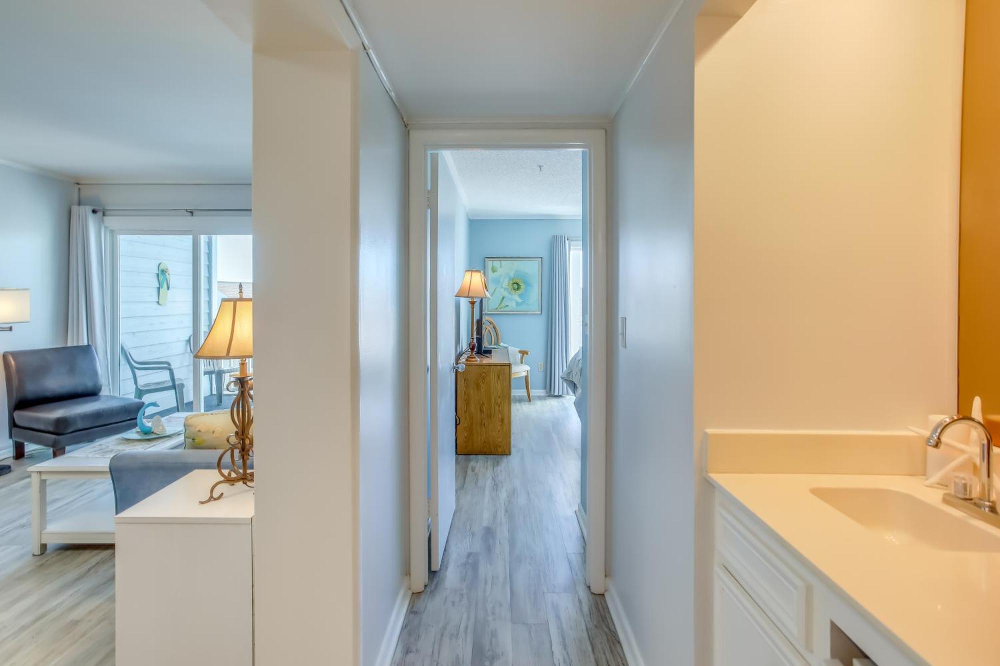 Myrtle Beach Condo - Steps To Ocean And Apache Pier! Екстериор снимка